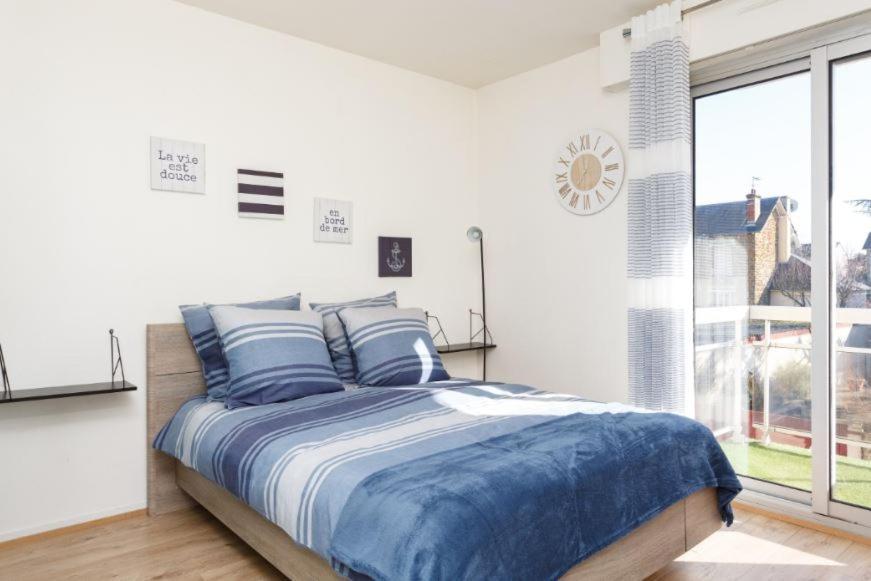 Appartement Cozy: 10/15 Min Des Champs Elysee Sartrouville Buitenkant foto